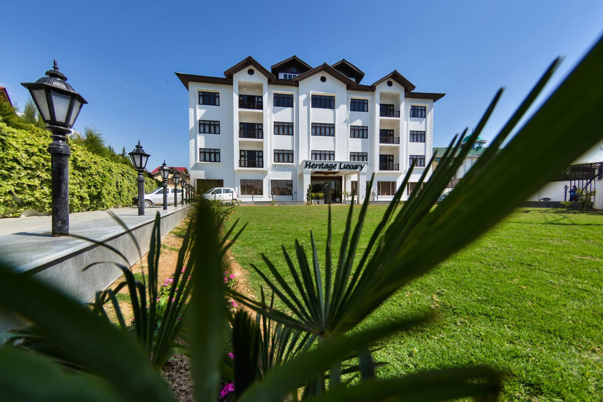 Heritage Luxury Srīnagar Buitenkant foto